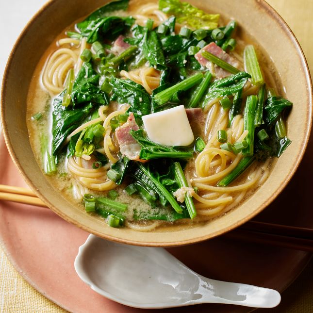 1日分の鉄分!ほうれん草の味噌ラーメンの作り方・レシピ
