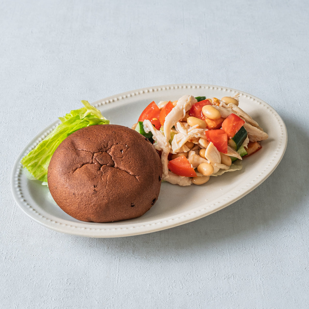 【スポーツ管理栄養士 佐藤彩香さんレシピ】カカオブレッドのパワーサラダプレートの作り方・レシピ