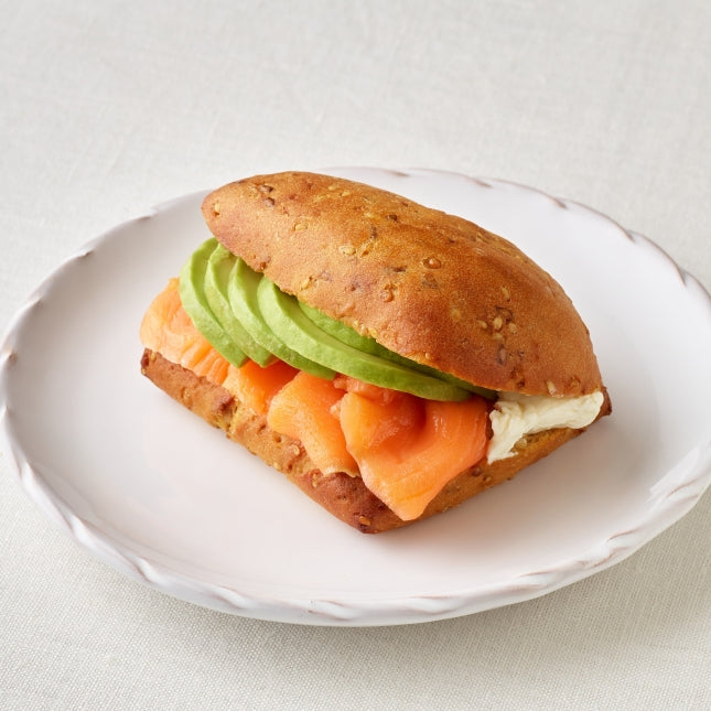 サーモンアボカドバーガーの作り方・レシピ