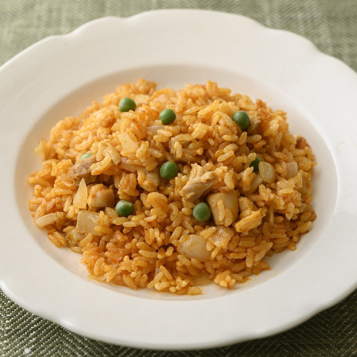 炊飯器で作る パプリカのチキンライスの作り方・レシピ