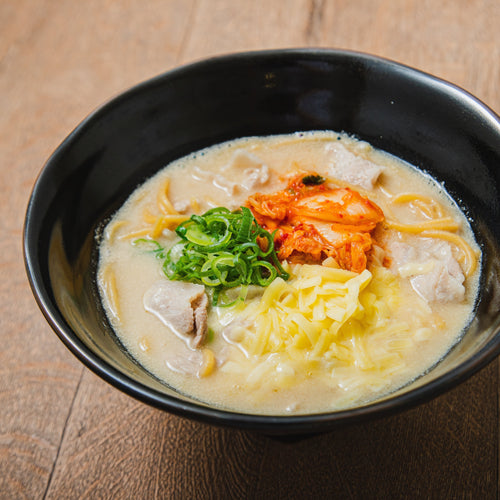 豚バラキムチチーズとんこつ風ラーメンの作り方・レシピ