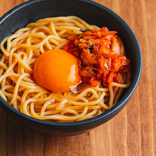 たまごかけヌードル キムチトッピングの作り方・レシピ|ZENB(ゼンブ たまごかけヌードル キムチトッピングの作り方・レシピ|ZENB(ゼンブ