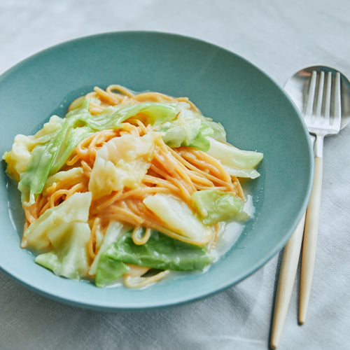 フライパンひとつ！ちぎり春キャベツのクリーミー塩パスタの作り方・レシピ