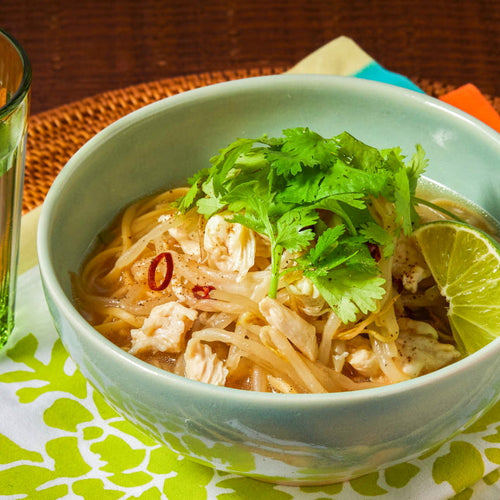 【ボディメイク管理栄養士 北嶋佳奈さん レシピ】エスニック旨しおラーメンの作り方・レシピ