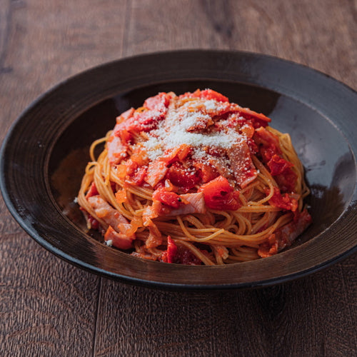 ベーコンとバジルのトマトソースパスタの作り方・レシピ