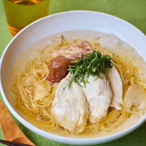 レンジで簡単！大葉と梅のさっぱり冷やしラーメンの作り方・レシピ