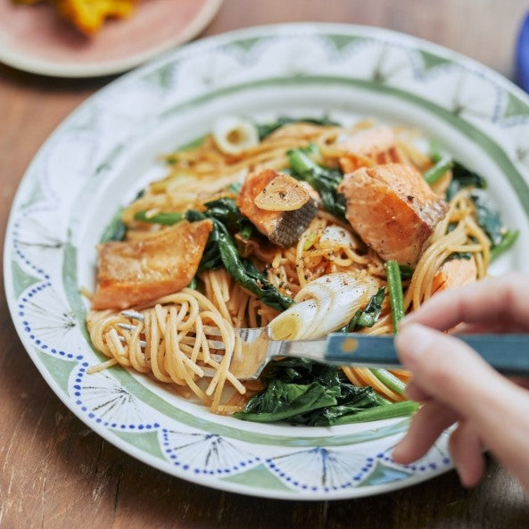 鉄分たっぷり！ほうれん草と鮭のバター醤油パスタの作り方・レシピ