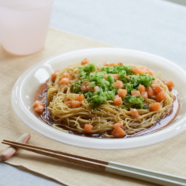 【フードコーディネーター タカハシユキさんレシピ】おろしきゅうりとサーモンの冷やし麺の作り方・レシピ