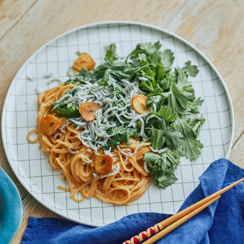 【フードスタイリスト 岡本ゆかこさんレシピ】柚子胡椒香る春菊としらすのサラダパスタの作り方・レシピ