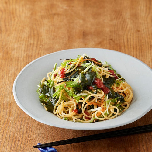 千切り野菜と塩昆布の梅風味和風まぜそばの作り方・レシピ