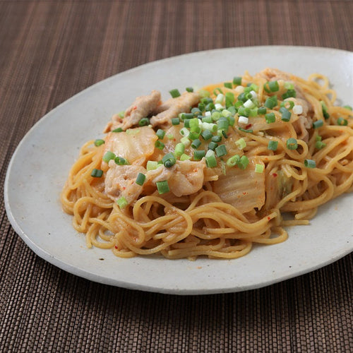 電子レンジで豚キムチ焼きそばの作り方・レシピ