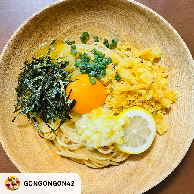 【gongongon42 レシピ】揚げ玉と塩レモンのたまごかけヌードルの作り方・レシピ